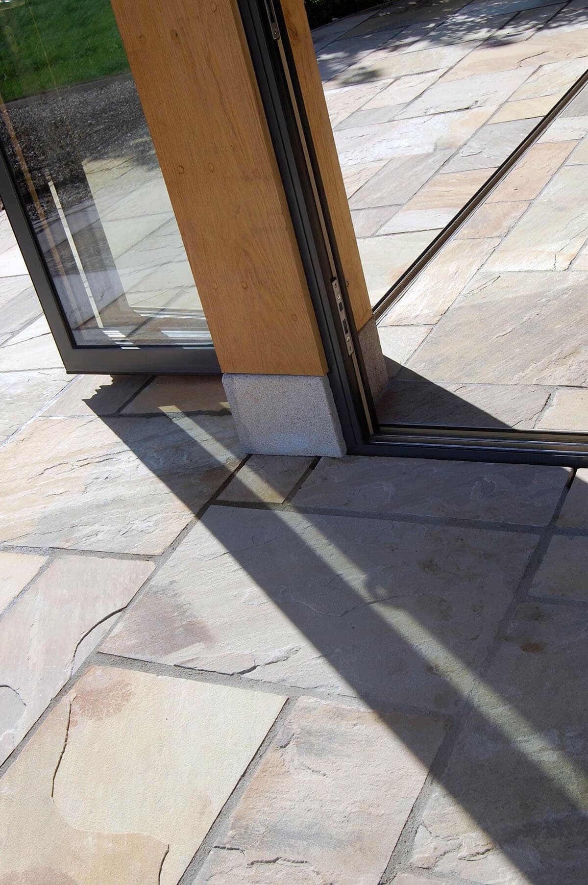 Island Roy architectural detail view 6